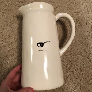 Rae Dunn | Pour Pitcher